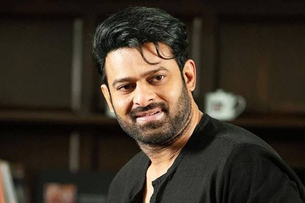 **ప్రభాస్ ఫ్యాన్స్‌కు ట్రిపుల్ ట్రీట్.. వరుసగా మూడు సినిమాల రిలీజ్‌లకు రెడీ అవుతున్న డార్లింగ్!**